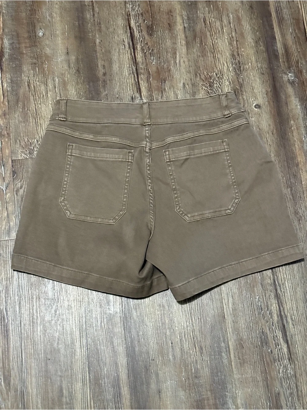 Spanx Stretch Twill 5" Shorts Women's Small Mid Rise Utility Pocket Outdoor Wear - Picture 6 of 6